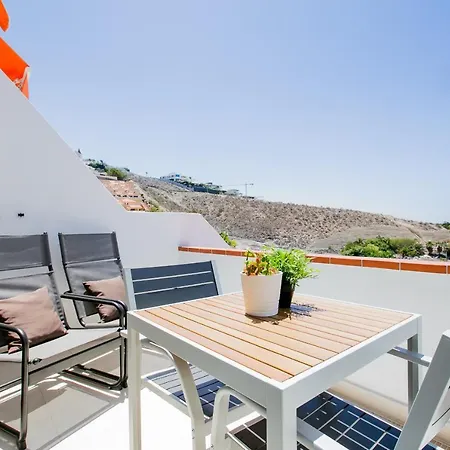 Apartament Cozy With Seaview And Parking