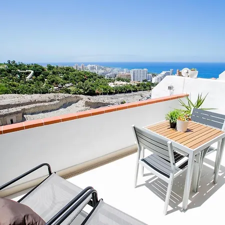 Cozy With Seaview And Parking Адехе