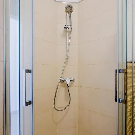 Апартаменты Cozy With Seaview And Parking *