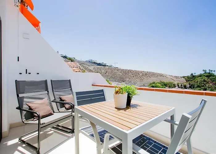 Apartment Cozy With Seaview And Parking